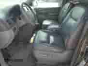 2005 Toyota Sienna XLE z VIN 5TDZA22C45S379337, wystawiony jako Copart lot #80653935 z przebiegiem 219 825 mil mil oraz Szkoda całkowita • Salvage title. Historia ofert i sprzedaży dostępna na DreamBid. Obrazek 7.