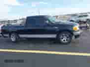 2004 Ford F-150 XL z VIN 2FTRX17254CA75064, wystawiony jako IAAI lot #42710599 z przebiegiem 196 110 mil mil oraz . Historia ofert i sprzedaży dostępna na DreamBid. Obrazek 13.