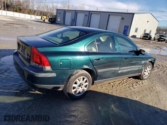 2001 Volvo S60 с VIN YV1RS61R812070508, выставлен на аукционе Copart как лот 87254354 с пробегом 116 070 миль миль и Чистый • Clean title. История ставок и продаж доступна на DreamBid. Изображение 3.