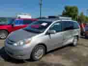 2010 Toyota Sienna XLE с VIN 5TDYK4CC3AS293739, выставлен на аукционе IAAI как лот 43270576 с пробегом 119 458 миль миль и . История ставок и продаж доступна на DreamBid. Изображение 17.