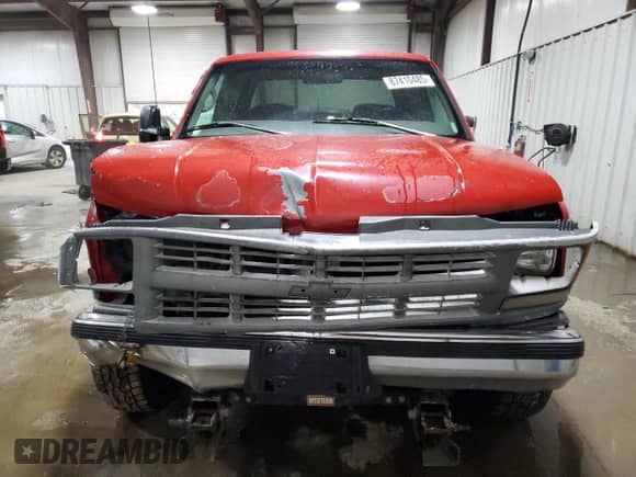 1999 Chevrolet Silverado 3500 z VIN 1GCHK33R3XF002759, wystawiony jako Copart lot #87410485 z przebiegiem 164 655 mil mil oraz Szkoda całkowita • Salvage title. Historia ofert i sprzedaży dostępna na DreamBid. Obrazek 5.