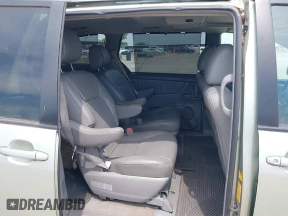 2009 Toyota Sienna XLE with VIN 5TDZK22C99S288258, listed as a IAAI auction lot 42965405 with 121,883 mi miles and . Bid and sale history available at DreamBid. Image 8.