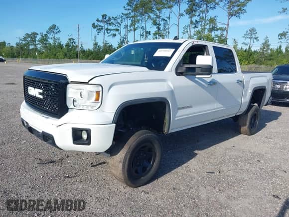 2014 GMC Sierra 1500 SLE с VIN 3GTU1UEC5EG323620, выставлен на аукционе IAAI как лот 42758562 с пробегом Не указан миль и . История ставок и продаж доступна на DreamBid. Изображение 6.