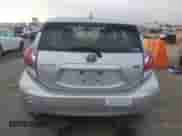 2015 Toyota Prius One z VIN JTDKDTB33F1575685, wystawiony jako IAAI lot #43508333 z przebiegiem 121 064 mil mil oraz . Historia ofert i sprzedaży dostępna na DreamBid. Obrazek 17.