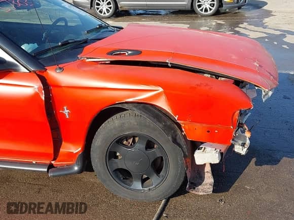 1994 Ford Mustang z VIN 1FALP4046RF166767, wystawiony jako IAAI lot #41757303 z przebiegiem 99 425 mil mil oraz . Historia ofert i sprzedaży dostępna na DreamBid. Obrazek 18.