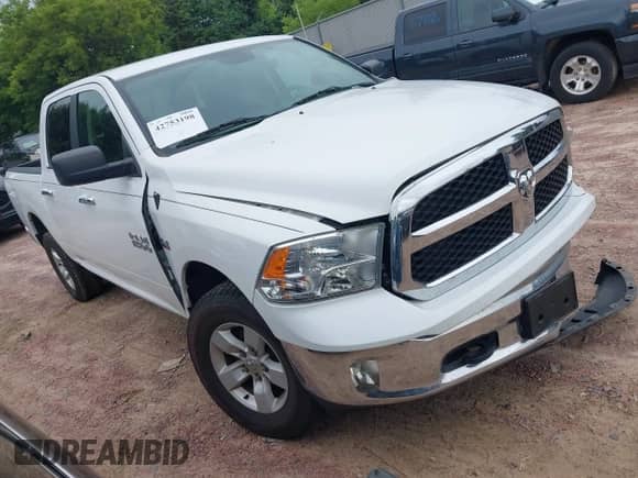 2018 Ram 1500 Big Horn z VIN 1C6RR7LT1JS161515, wystawiony jako IAAI lot #42753198 z przebiegiem 127 275 mil mil oraz . Historia ofert i sprzedaży dostępna na DreamBid. Obrazek 1.