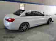2015 BMW 4 Series 428i xDrive с VIN WBA3V9C51FP799391, выставлен на аукционе Copart как лот 51772585 с пробегом 102 639 миль миль и Списание • Salvage title. История ставок и продаж доступна на DreamBid. Изображение 3.