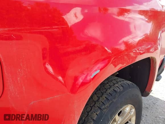 2015 Chevrolet Colorado 4WD LT z VIN 1GCHTBE31F1151831, wystawiony jako IAAI lot #42632869 z przebiegiem 122 770 mil mil oraz . Historia ofert i sprzedaży dostępna na DreamBid. Obrazek 6.
