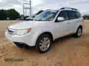 2013 Subaru Forester X Premium z VIN JF2SHADC0DH404307, wystawiony jako Copart lot #86260145 z przebiegiem 316 728 mil mil oraz Czysty tytuł • Clean title. Historia ofert i sprzedaży dostępna na DreamBid. Obrazek 1.