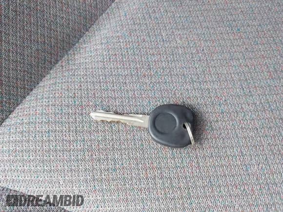 2004 Saturn ION ION 1 z VIN 1G8AG52F44Z216475, wystawiony jako IAAI lot #42587783 z przebiegiem 47 070 mil mil oraz . Historia ofert i sprzedaży dostępna na DreamBid. Obrazek 11.