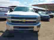 2016 Chevrolet Silverado 2500HD Work Truck z VIN 1GC2KUE84GZ265163, wystawiony jako IAAI lot #42796264 z przebiegiem 239 706 mil mil oraz . Historia ofert i sprzedaży dostępna na DreamBid. Obrazek 11.