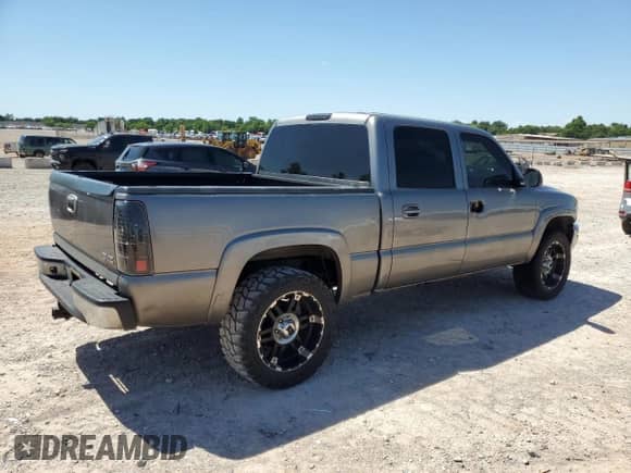 2006 GMC Sierra 1500 SLE1 с VIN 2GTEK13T161198144, выставлен на аукционе Copart как лот 57613985 с пробегом 228 174 миль миль и Списание • Salvage title. История ставок и продаж доступна на DreamBid. Изображение 3.
