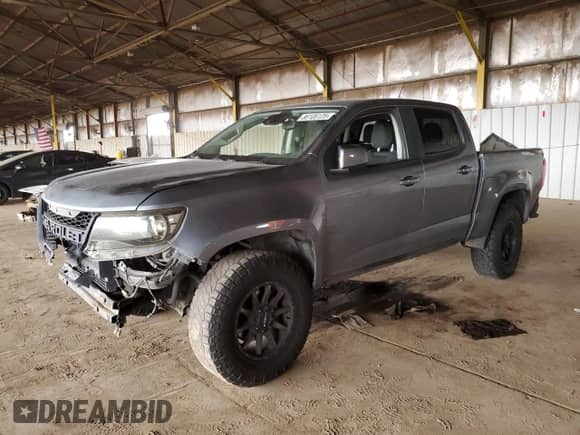 2019 Chevrolet Colorado 2WD LT z VIN 1GCGSCEN8K1252185, wystawiony jako Copart lot #86105125 z przebiegiem 77 244 mil mil oraz Szkoda całkowita • Salvage title. Historia ofert i sprzedaży dostępna na DreamBid. Obrazek 1.