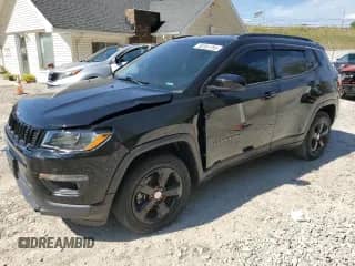2020 Jeep Compass Latitude z VIN 3C4NJDBB4LT223822, wystawiony jako Copart lot #80381785 z przebiegiem 33 627 mil mil oraz Szkoda całkowita • Salvage title. Historia ofert i sprzedaży dostępna na DreamBid. Obrazek 1.