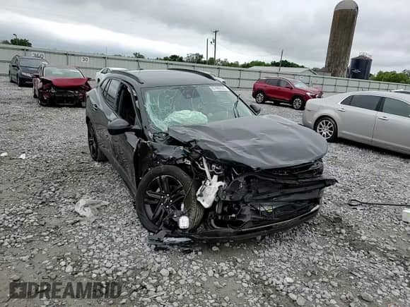 2025 Chevrolet Trax ACTIV with VIN KL77LKEPXSC102783, listed as a Copart auction lot 67482625 with 11,974 mi miles and Salvage title. Bid and sale history available at DreamBid. Image 15.