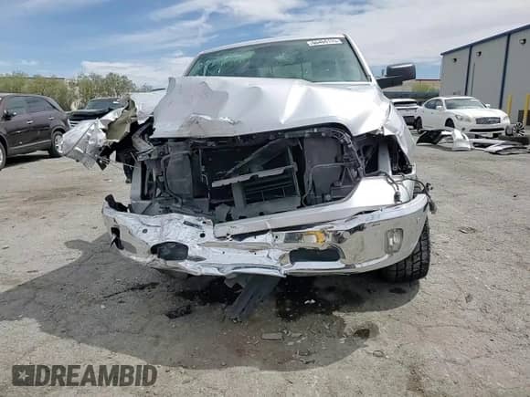 2016 Ram 1500 Big Horn z VIN 1C6RR6LT1GS136228, wystawiony jako Copart lot #66404115 z przebiegiem 126 818 mil mil oraz Szkoda całkowita • Salvage title. Historia ofert i sprzedaży dostępna na DreamBid. Obrazek 14.