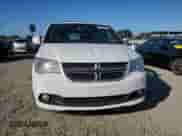 2017 Dodge Grand Caravan SXT z VIN 2C4RDGCG3HR859100, wystawiony jako Copart lot #82706835 z przebiegiem 151 235 mil mil oraz Czysty tytuł • Clean title. Historia ofert i sprzedaży dostępna na DreamBid. Obrazek 5.