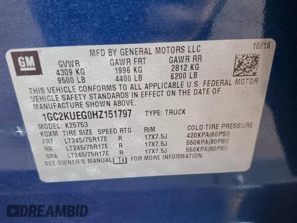 2017 Chevrolet Silverado 2500HD Work Truck z VIN 1GC2KUEG0HZ151797, wystawiony jako Copart lot #67667085 z przebiegiem 225 607 mil mil oraz Szkoda całkowita • Salvage title. Historia ofert i sprzedaży dostępna na DreamBid. Obrazek 12.