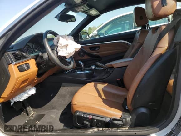 2015 BMW 4 Series 428i xDrive с VIN WBA3V9C51FP799391, выставлен на аукционе Copart как лот 51772585 с пробегом 102 639 миль миль и Списание • Salvage title. История ставок и продаж доступна на DreamBid. Изображение 7.