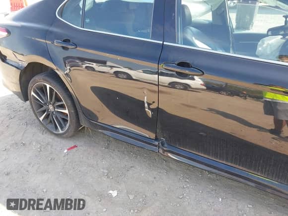 2020 Toyota Camry XSE z VIN 4T1K61AK4LU385584, wystawiony jako IAAI lot #43233499 z przebiegiem 55 736 mil mil oraz . Historia ofert i sprzedaży dostępna na DreamBid. Obrazek 18.