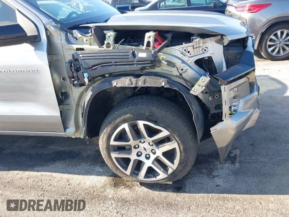 2024 Chevrolet Colorado 4WD Z71 с VIN 1GCPTDEK6R1182169, выставлен на аукционе IAAI как лот 42779839 с пробегом 14 885 миль миль и . История ставок и продаж доступна на DreamBid. Изображение 6.
