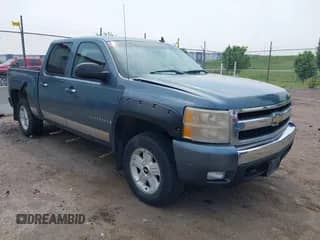 2007 Chevrolet Silverado 1500 LTZ z VIN 2GCEK133171622228, wystawiony jako IAAI lot #42438231 z przebiegiem 225 879 mil mil oraz . Historia ofert i sprzedaży dostępna na DreamBid. Obrazek 1.