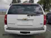 2010 Chevrolet Suburban LT z VIN 1GNUCJE05AR210539, wystawiony jako Copart lot #54875855 z przebiegiem 166 305 mil mil oraz Czysty tytuł • Clean title. Historia ofert i sprzedaży dostępna na DreamBid. Obrazek 6.