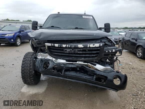 2005 GMC Sierra 1500 SLT z VIN 2GTEK13T951329111, wystawiony jako Copart lot #62889885 z przebiegiem 250 982 mil mil oraz Szkoda całkowita • Salvage title. Historia ofert i sprzedaży dostępna na DreamBid. Obrazek 5.