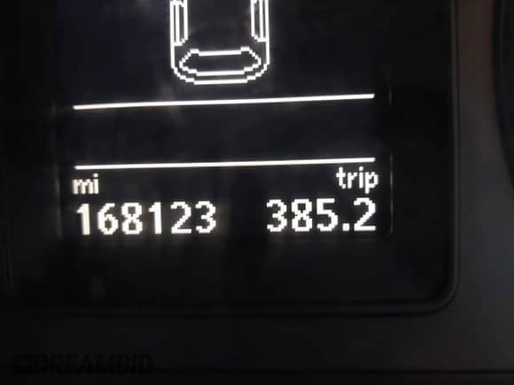 2014 Volkswagen Tiguan S с VIN WVGBV3AX3EW605962, выставлен на аукционе IAAI как лот 43522410 с пробегом 168 123 миль миль и . История ставок и продаж доступна на DreamBid. Изображение 15.