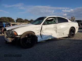 2014 Dodge Charger RT z VIN 2C3CDXCT3EH342307, wystawiony jako Copart lot #81021635 z przebiegiem 108 131 mil mil oraz Szkoda całkowita • Salvage title. Historia ofert i sprzedaży dostępna na DreamBid. Obrazek 1.