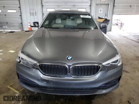 2017 BMW 5 Series 530i xDrive z VIN WBAJA7C38HG904761, wystawiony jako Copart lot #66664135 z przebiegiem 147 425 mil mil oraz Czysty tytuł • Clean title. Historia ofert i sprzedaży dostępna na DreamBid. Obrazek 5.