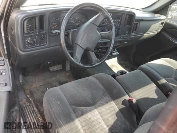 2004 Chevrolet Silverado 1500 Work Truck с VIN 1GCEC14V94E225311, выставлен на аукционе Copart как лот 69466415 с пробегом 171 657 миль миль и Чистый • Clean title. История ставок и продаж доступна на DreamBid. Изображение 8.