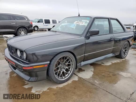 1991 BMW M3 с VIN WBSAK0310MAE34501, выставлен на аукционе Copart как лот 45642275 с пробегом 129 936 миль миль и Чистый • Clean title. История ставок и продаж доступна на DreamBid. Изображение 1.