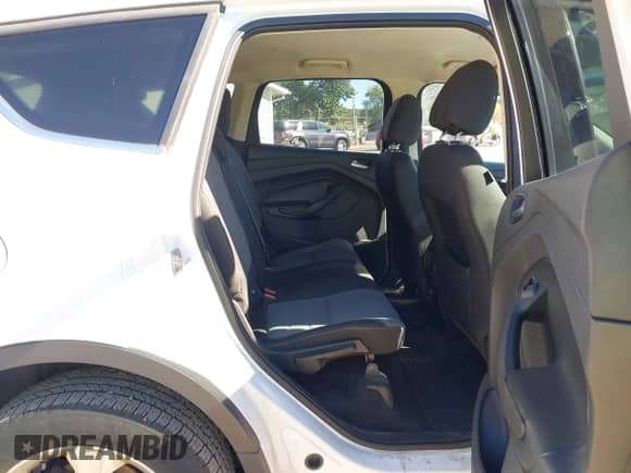 2014 Ford Escape SE с VIN 1FMCU0GX9EUE19514, выставлен на аукционе IAAI как лот 43408057 с пробегом 133 167 миль миль и . История ставок и продаж доступна на DreamBid. Изображение 8.