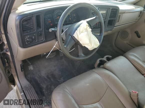 2006 Chevrolet Silverado 1500 LS z VIN 1GCEC14V66Z239551, wystawiony jako Copart lot #80305714 z przebiegiem 104 206 mil mil oraz Szkoda całkowita • Salvage title. Historia ofert i sprzedaży dostępna na DreamBid. Obrazek 8.