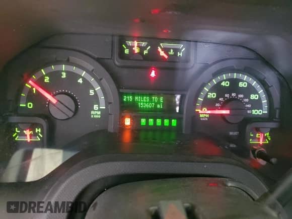 2011 Ford Econoline Cargo Commercial z VIN 1FTSE3EL3BDA38770, wystawiony jako Copart lot #63881715 z przebiegiem 153 607 mil mil oraz Czysty tytuł • Clean title. Historia ofert i sprzedaży dostępna na DreamBid. Obrazek 9.