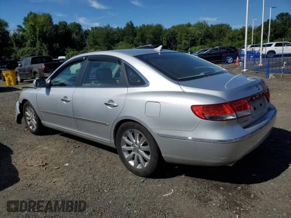 2010 Hyundai Azera Limited с VIN KMHFC4DF9AA512418, выставлен на аукционе Copart как лот 69102115 с пробегом 40 639 миль миль и Списание • Salvage title. История ставок и продаж доступна на DreamBid. Изображение 2.