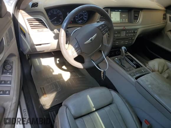 2016 Hyundai Genesis 3.8L z VIN KMHGN4JE3GU137580, wystawiony jako Copart lot #70506344 z przebiegiem 75 158 mil mil oraz Szkoda całkowita • Salvage title. Historia ofert i sprzedaży dostępna na DreamBid. Obrazek 8.