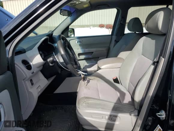2014 Honda Pilot EX with VIN 5FNYF4H49EB047102, listed as a Copart auction lot 69924995 with 251,141 mi miles and Salvage title. Bid and sale history available at DreamBid. Image 7.