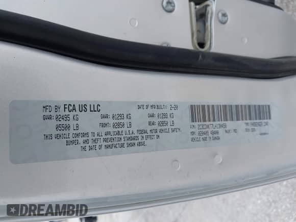 2020 Dodge Charger Police z VIN 2C3CDXKT7LH130458, wystawiony jako IAAI lot #42824039 z przebiegiem 123 319 mil mil oraz . Historia ofert i sprzedaży dostępna na DreamBid. Obrazek 9.