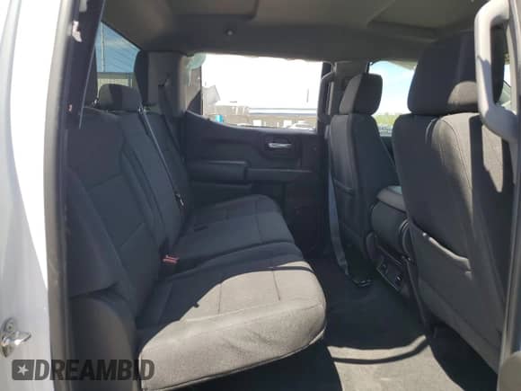 2024 Chevrolet Silverado 1500 Custom Trail Boss z VIN 3GCUDCE87RG454311, wystawiony jako Copart lot #66486955 z przebiegiem 3 402 mil mil oraz Szkoda całkowita • Salvage title. Historia ofert i sprzedaży dostępna na DreamBid. Obrazek 10.