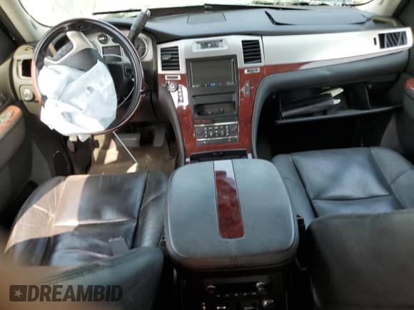 2010 Cadillac Escalade EXT Premium with VIN 3GYVKNEF9AG296234, listed as a Copart auction lot 65543374 with Not provided miles and Clean title. Bid and sale history available at DreamBid. Image 8.