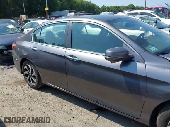 2017 Honda Accord EX-L with VIN 1HGCR2F87HA114404, listed as a IAAI auction lot 43007676 with 117,804 mi miles and . Bid and sale history available at DreamBid. Image 13.