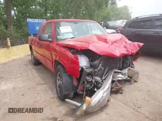 2005 Chevrolet Silverado 1500 Work Truck z VIN 1GCEC19X85Z348344, wystawiony jako IAAI lot #42422909 z przebiegiem 167 898 mil mil oraz . Historia ofert i sprzedaży dostępna na DreamBid. Obrazek 1.
