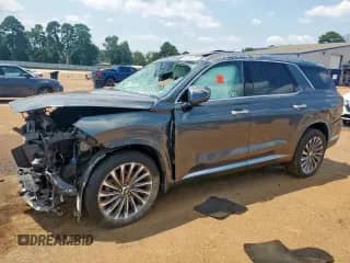 2024 Hyundai Palisade Calligraphy with VIN KM8R7DGE2RU687396, listed as a Copart auction lot 67785515 with 32,889 mi miles and Salvage title. Bid and sale history available at DreamBid. Image 1.