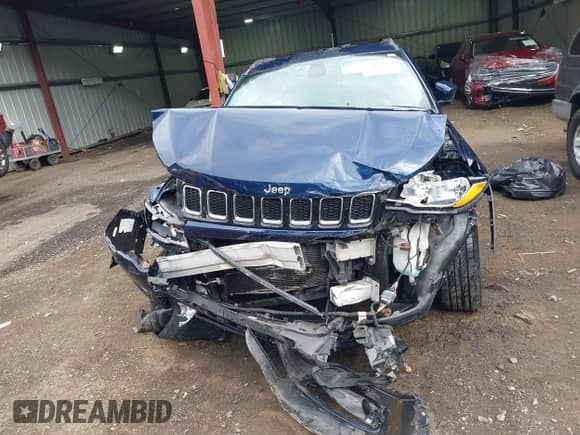 2017 Jeep Compass Latitude z VIN 3C4NJCBB8HT643116, wystawiony jako IAAI lot #43408019 z przebiegiem 43 414 mil mil oraz . Historia ofert i sprzedaży dostępna na DreamBid. Obrazek 12.