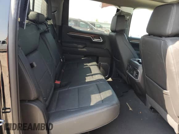 2023 GMC Sierra 1500 Denali z VIN 3GTUUGED8PG262364, wystawiony jako Copart lot #60471545 z przebiegiem 28 443 mil mil oraz Szkoda całkowita • Salvage title. Historia ofert i sprzedaży dostępna na DreamBid. Obrazek 10.