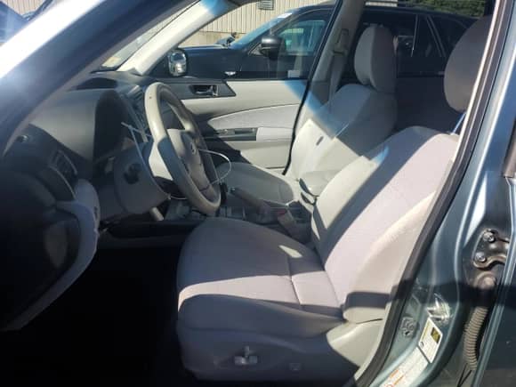 2012 Subaru Forester X Premium z VIN JF2SHADC6CH419568, wystawiony jako Copart lot #86185215 z przebiegiem 211 481 mil mil oraz Czysty tytuł • Clean title. Historia ofert i sprzedaży dostępna na DreamBid. Obrazek 7.