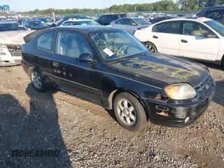 2004 Hyundai Accent GL with VIN KMHCG35C44U305301, listed as a IAAI auction lot 43270652 with Not provided miles and . Bid and sale history available at DreamBid. Image 1.