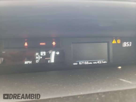 2017 Toyota Prius Five z VIN JTDZN3EU6HJ070176, wystawiony jako Copart lot #71533155 z przebiegiem 67 166 mil mil oraz Szkoda całkowita • Salvage title. Historia ofert i sprzedaży dostępna na DreamBid. Obrazek 9.